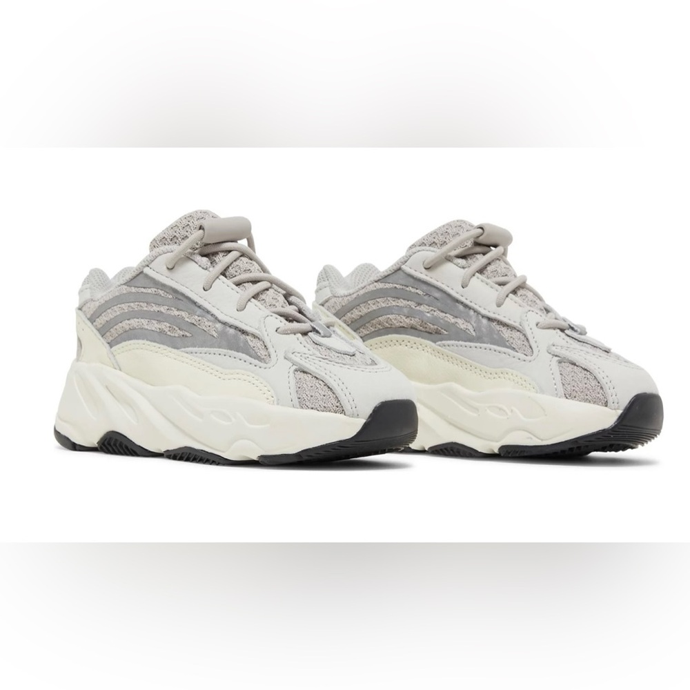 Adidas Yeezy 700 V2 White Static Size 9.5K toddler kids Infant HQ6967 Boost